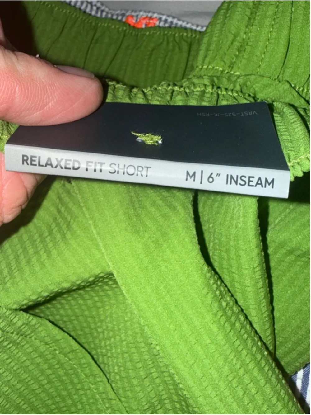 Men's VRST Shorts size Medium Green Seersucker Relaxed Fit Athletic 6’ inseam